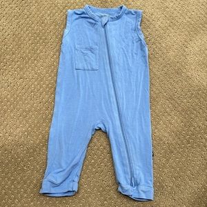 Kyte Baby short sleeve zippered romper in periwinkle